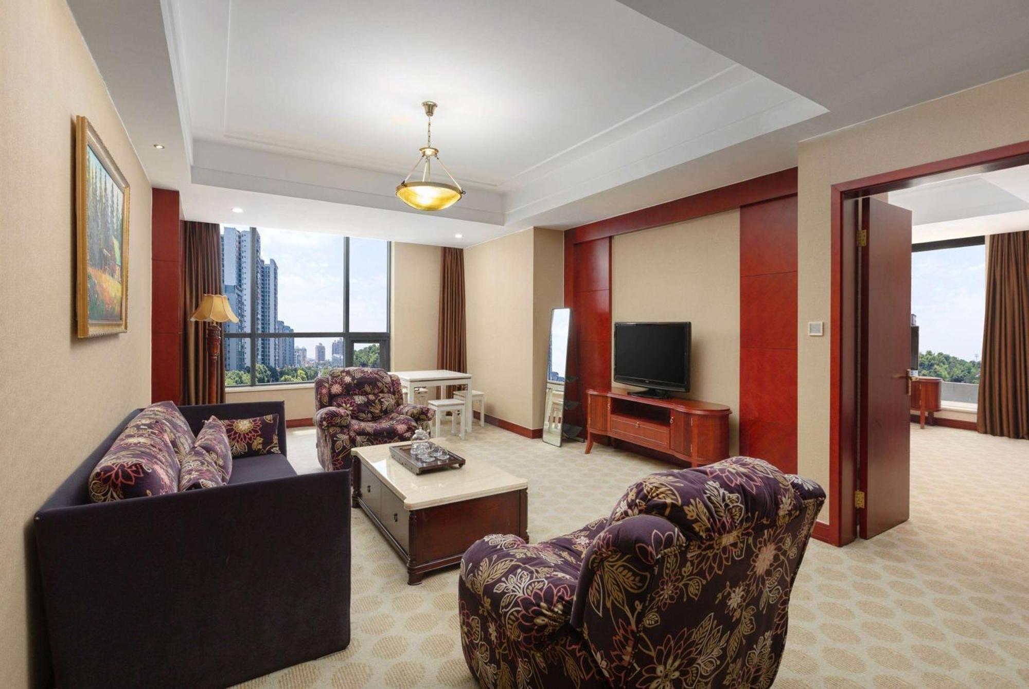 Ramada Plaza By Wyndham Chongqing West Ξενοδοχείο Εξωτερικό φωτογραφία