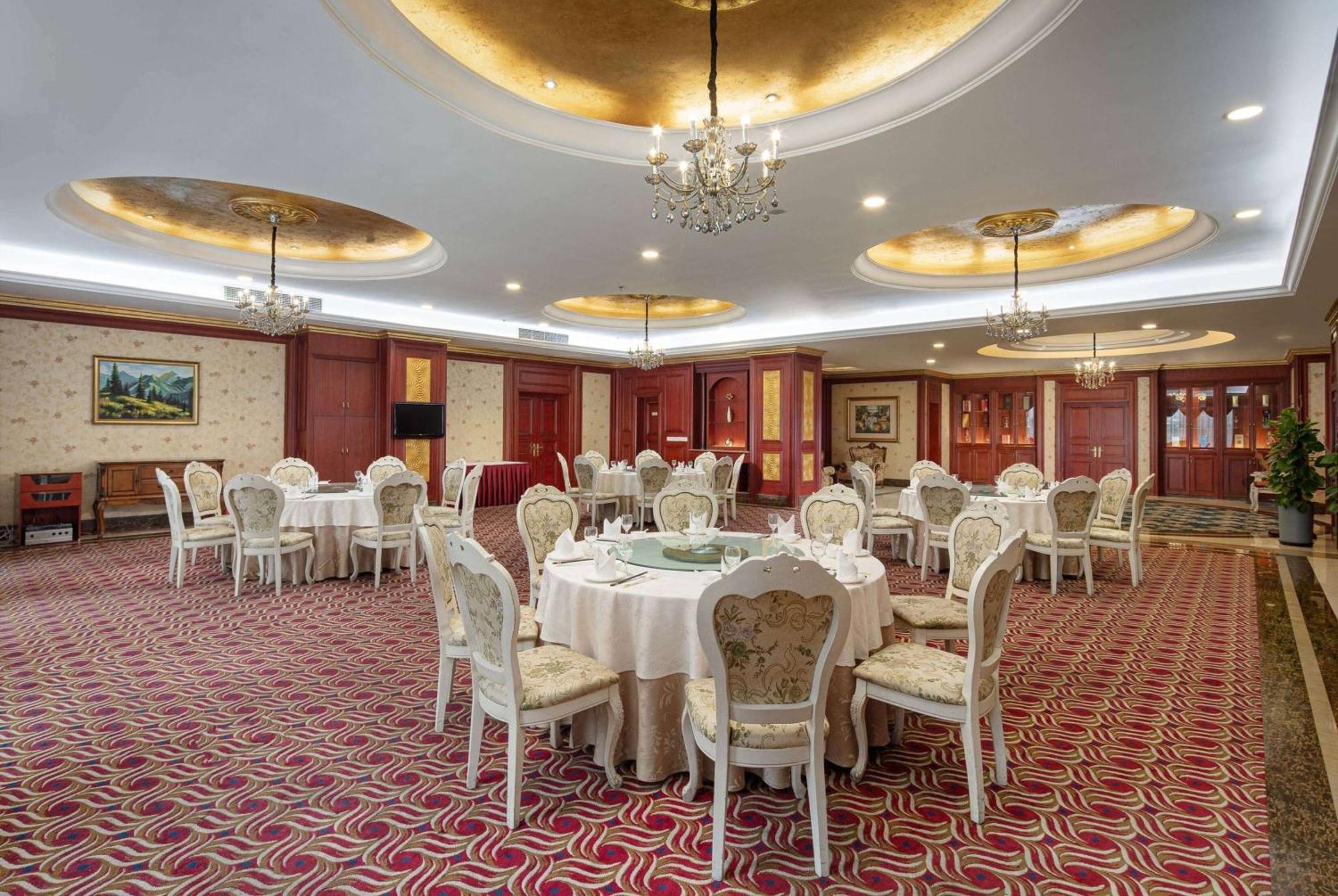 Ramada Plaza By Wyndham Chongqing West Ξενοδοχείο Εξωτερικό φωτογραφία